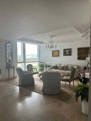 Apartment for Sale in San Francisco - 5 bedrooms