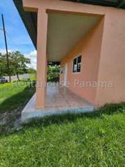 Land with House for Sale in San José - 2 bedrooms