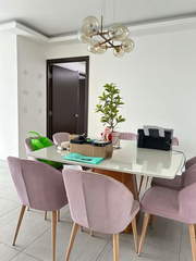 Apartment for Sale in San Francisco - 3 bedrooms