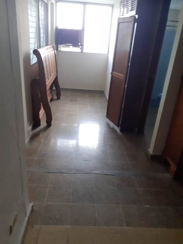 Spacious 2BR Apartment with Balcony in 12 de Octubre Panama