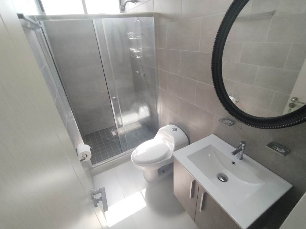 Contemporary bathroom with glass-enclosed shower and vanity PH La Cresta Bella Vista Panama