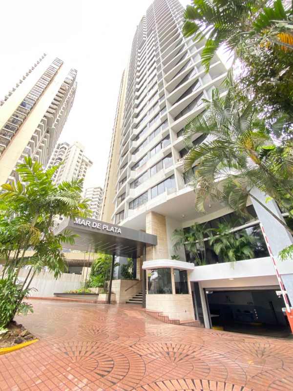 Luxury PH Mar de Plata condominium with landscaped entrance Punta Paitilla