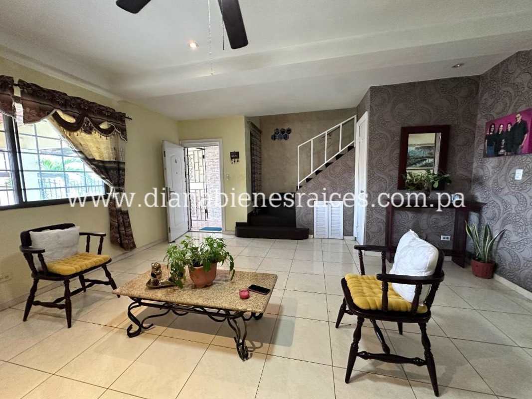 Duplex house kitchen granite countertops wood cabinets tile floor Cerro Viento Panama