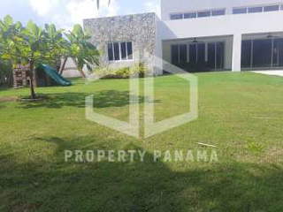 House for Sale in Chame - 5 bedrooms