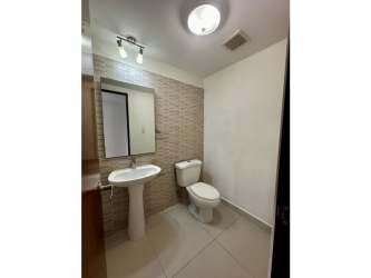 Master bedroom with private en-suite and walk-in closet PH Midrise Panama Pacifico