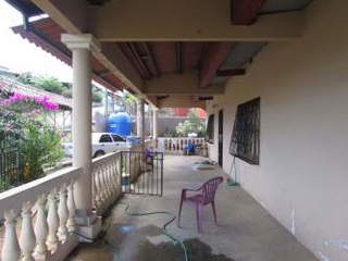 Single-family House for Sale in Burunga - 3 bedrooms