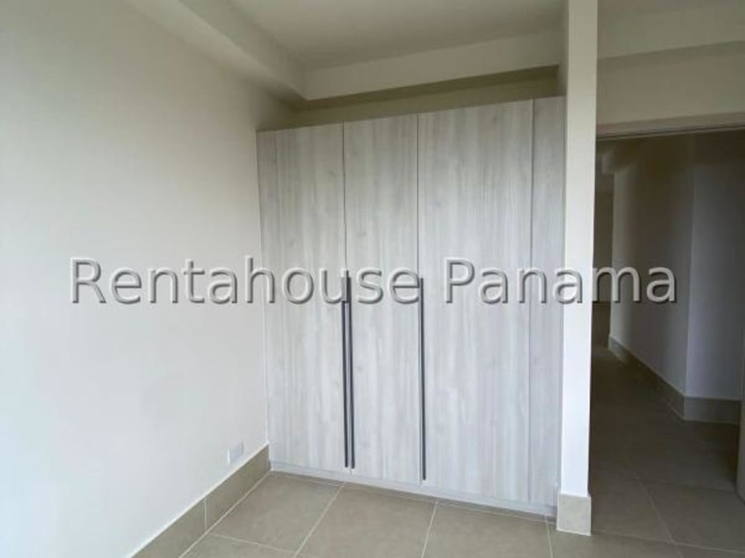 Modern open kitchen area with granite counters at PH Ocean House Santa Maria