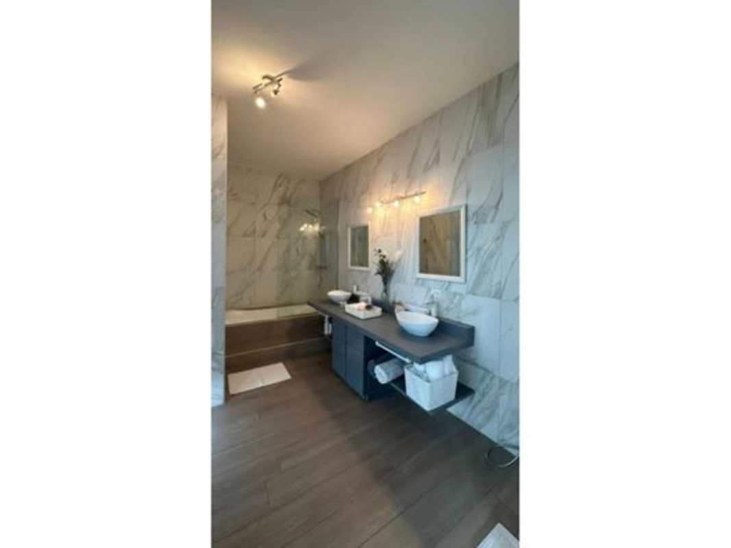 Private ocean view balcony overlooking Cinta Costera from PH Marina Park Avenida Balboa Panama City