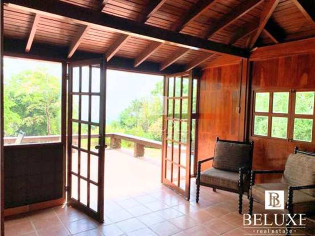 Large mountain estate home with private pool in Altos de Cerro Azul Panama