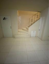 Interior hall with stairs and ceramic tile floor duplex Los Cortijos Arraiján