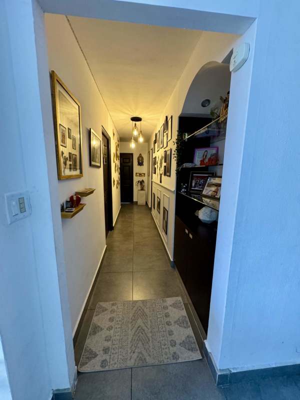 Modern bathroom with walk-in shower, granite sink countertop, contemporary finishes at PH Obarrio Residence Obarrio.