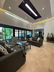 House for Sale in San Francisco - 3 bedrooms