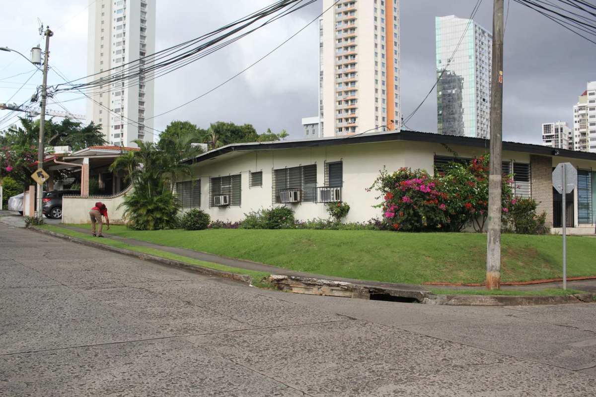 Covered terrace with garden views perfect outdoor living Villa Lilla San Francisco Panama