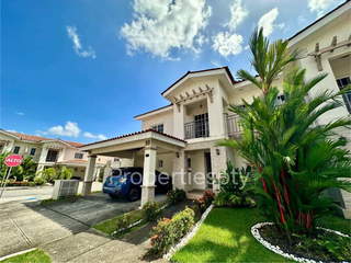 Duplex House for Sale in Juan Díaz - 4 bedrooms