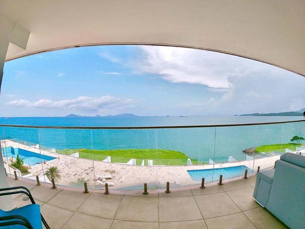 Furnished 2BR Oceanfront Apartment Naos Harbor Isla Naos Amador