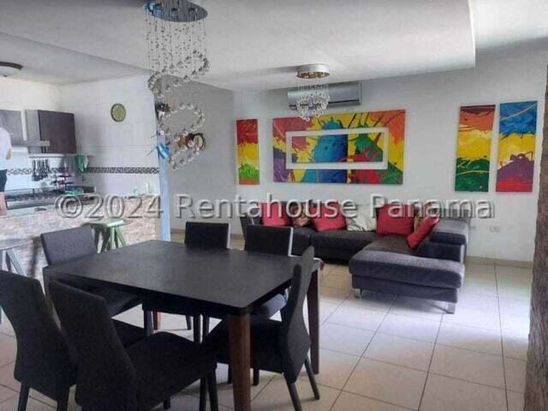 Modern bathroom with vessel sink, glass shower in PH Dalí El Cangrejo Panama