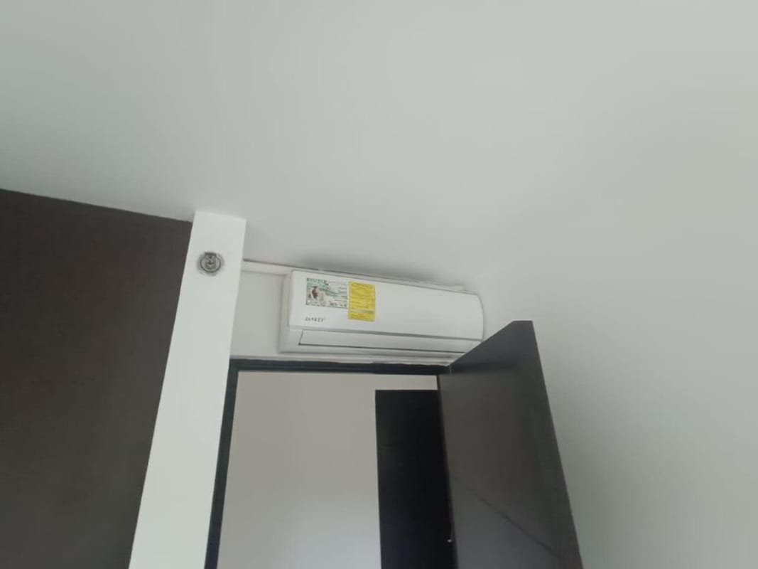 Interior view with split AC, ceramic tile floor, modern finishes apartment Clayton Panama