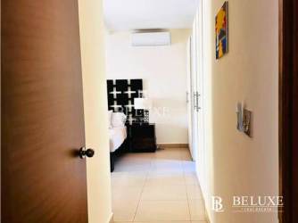 Bright guest bedroom in PH Balboa Bijao Beach Club Panama