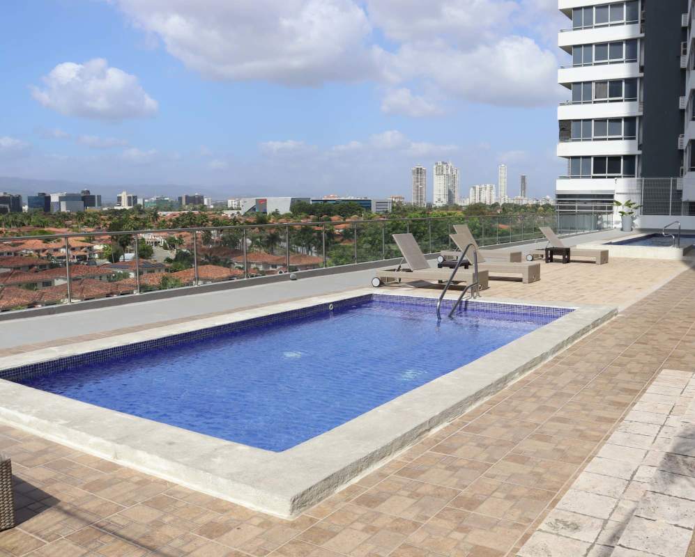 Rooftop swimming pool overlooking Panama City skyline PH Breeze Costa del Este