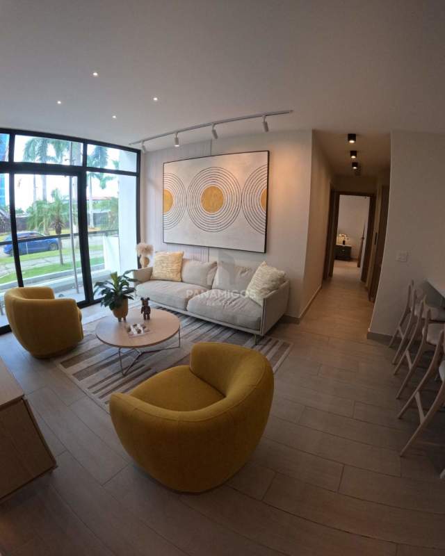 Brand new kitchen with premium cabinetry and porcelain floors PH Nogal