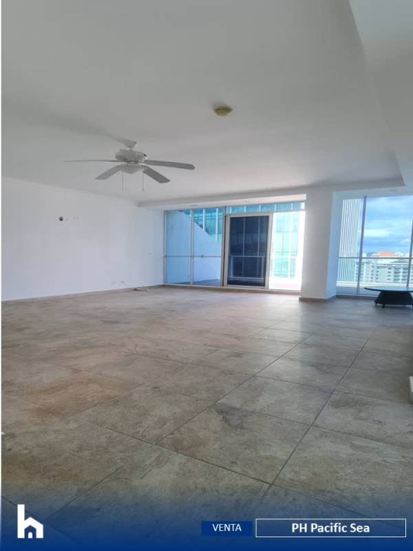 Modern bathroom with granite counter, large mirror, double windows PH Pacific Sea Panama City