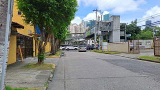 Duplex House for Sale in San Francisco - 3 bedrooms