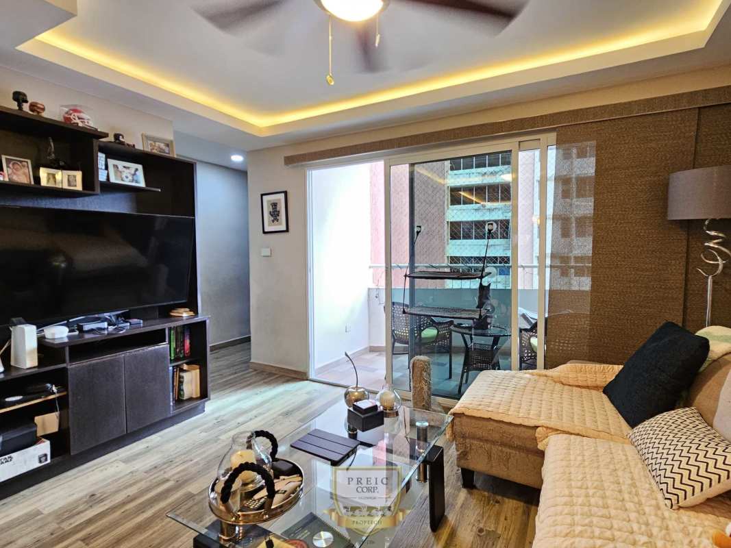 Bedroom large window AC blackout blinds wood floors PH Royal Hill Panama