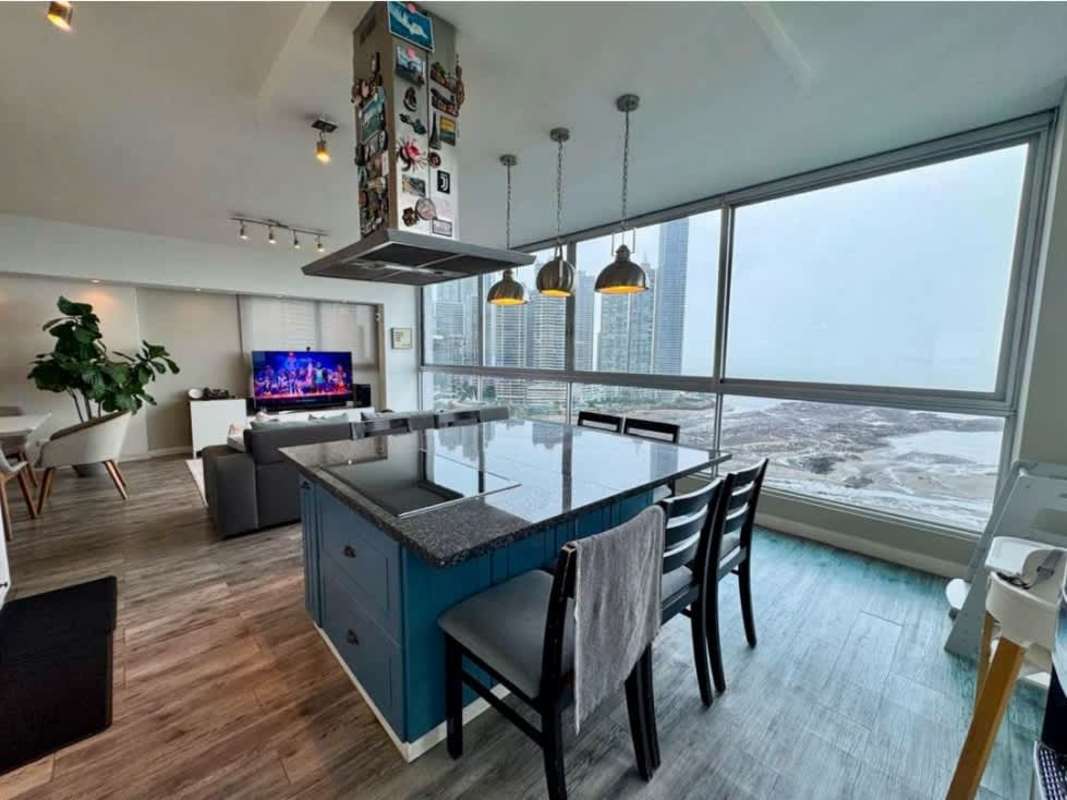 Fully remodeled modern kitchen and living space with Pacific view PH BICSA Tower Panama