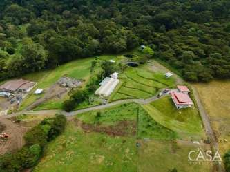 Rural mountain property in Volcán with fruit trees and panoramic natural surroundings at Monte Sereno