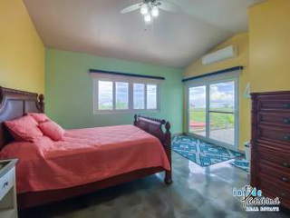 Single-family luxury beachfront villa for Sale in Alanje - 3 bedrooms