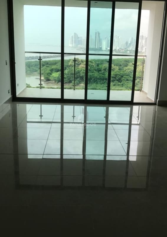 Bedroom featuring large windows, ensuite bathroom, built-in closet PH Bali Panama