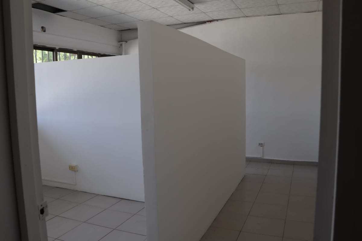 Modern commercial glass front in Mini Mall La Condesa near San Miguelito metro