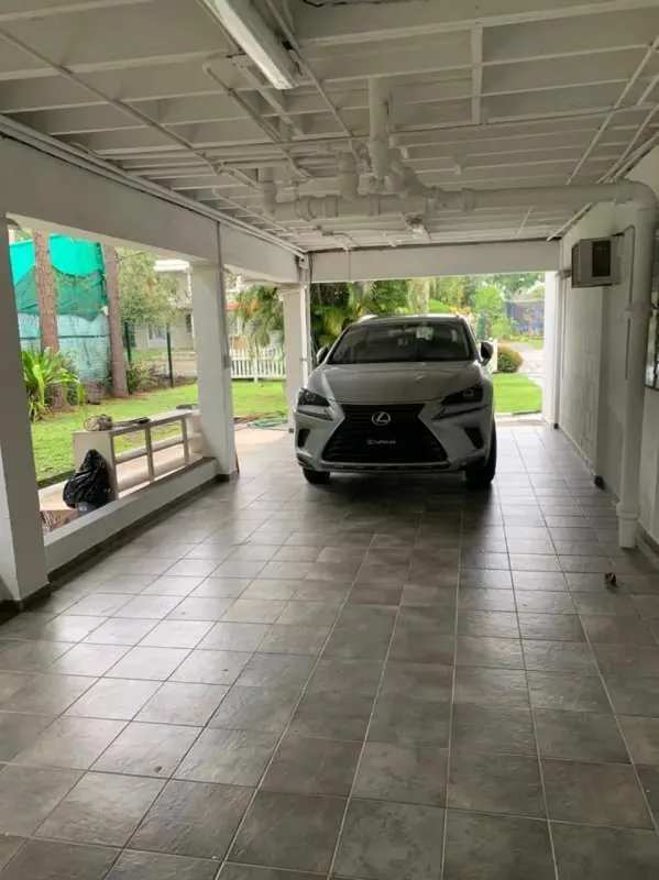 Spacious 5BR House with Yard in Los Rios Clayton