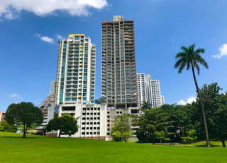 Apartment for Sale in San Francisco - 2 bedrooms