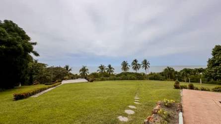 Luxury Oceanfront Villa for Sale Seacliff Santa Clara in Río Hato - View 3