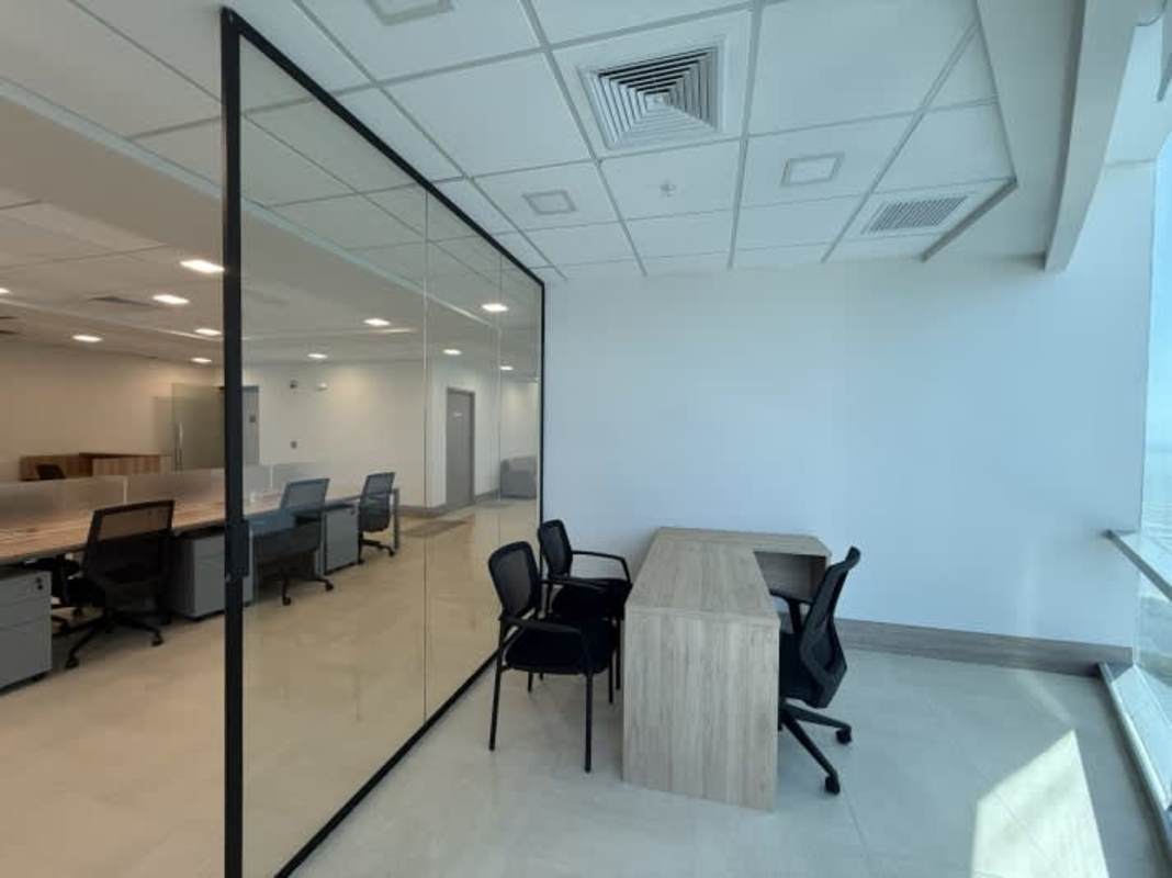 Elegant office lobby with reception and waiting lounge PH Costamare Panama