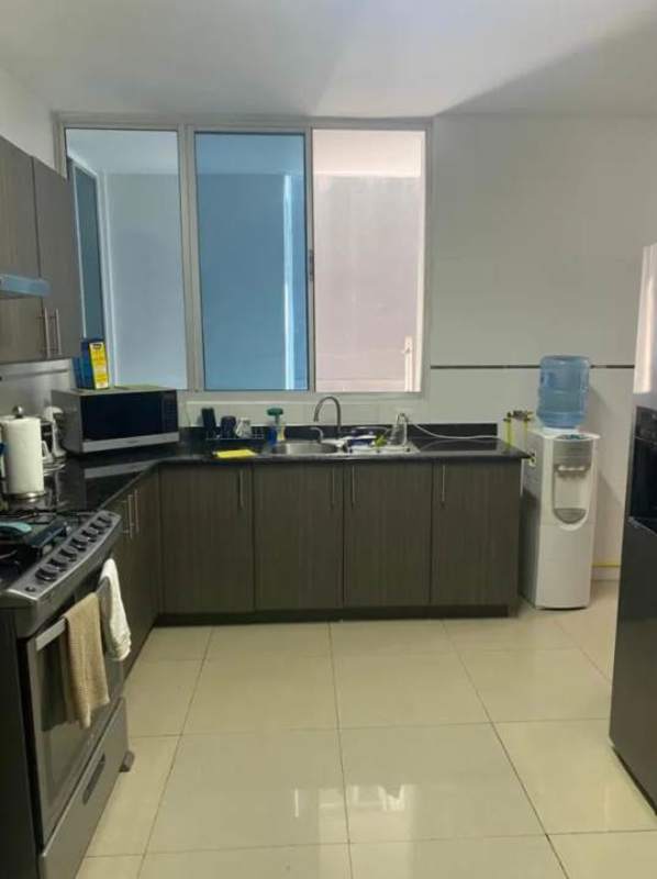 Open space living dining area with balcony access in PH The Executive Tower Obarrio Panama