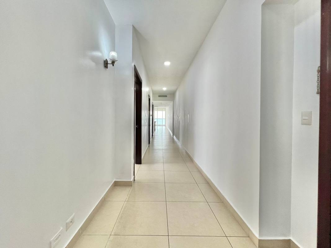 Master bedroom with large windows oceanfront views PH Rivage Tower Avenida Balboa Panama