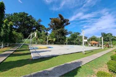 Outdoor community swimming pool and gazebo area in PH Quintas de Arraiján gated community Panama Oeste