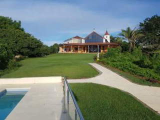 Single Family Luxury Home for Sale in Pedasí - 4 bedrooms