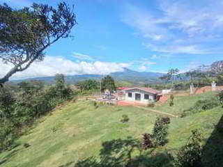 House for Sale in Jaramillo Abajo - 3 bedrooms