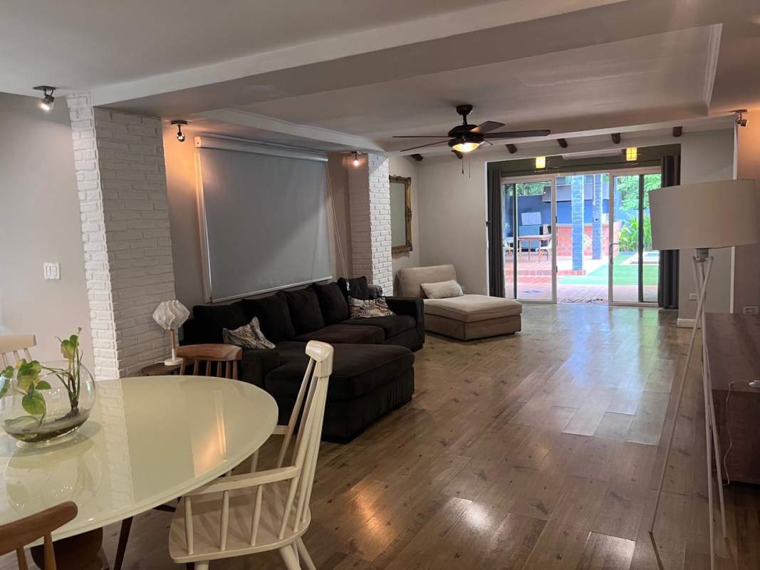 Diablo Heights Multifamily Building 9 Remodeled Units Investment