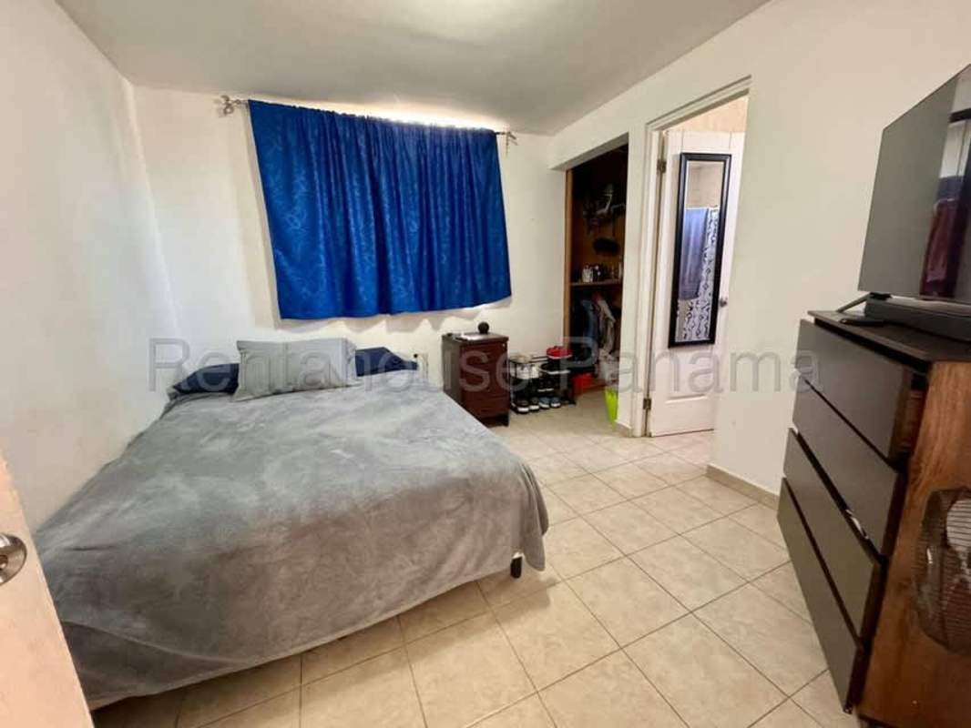 Contemporary kitchen with granite breakfast bar at PH Torres de Vista Hermosa Panama City