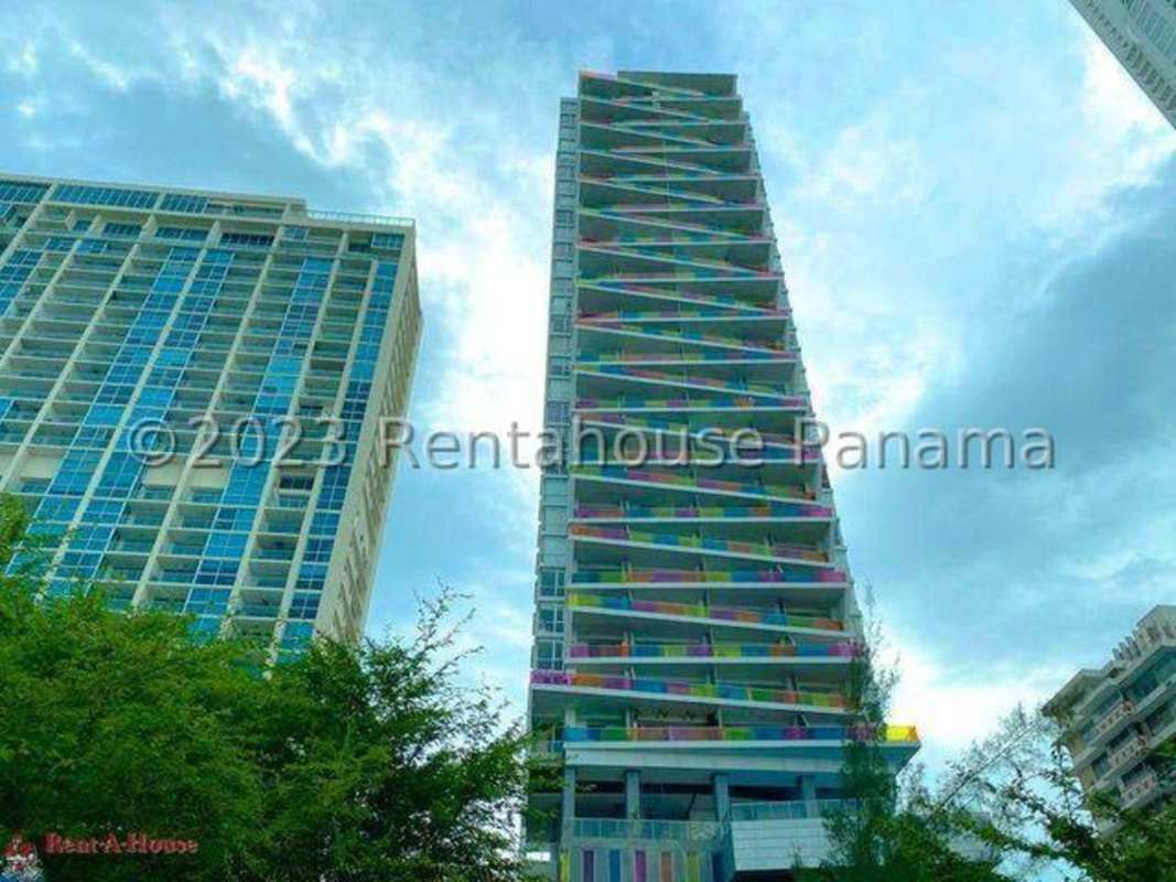 Open-plan kitchen with granite counters in PH BICSA Tower apartment in Panama City