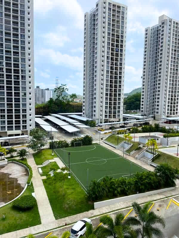 Modern bedroom with built-in closet and split AC in PH Rokas Dorado Lake Panama City