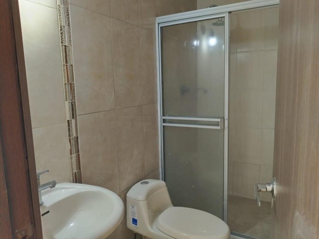 Contemporary bathroom with glass shower PH Victoria Hills Panama City