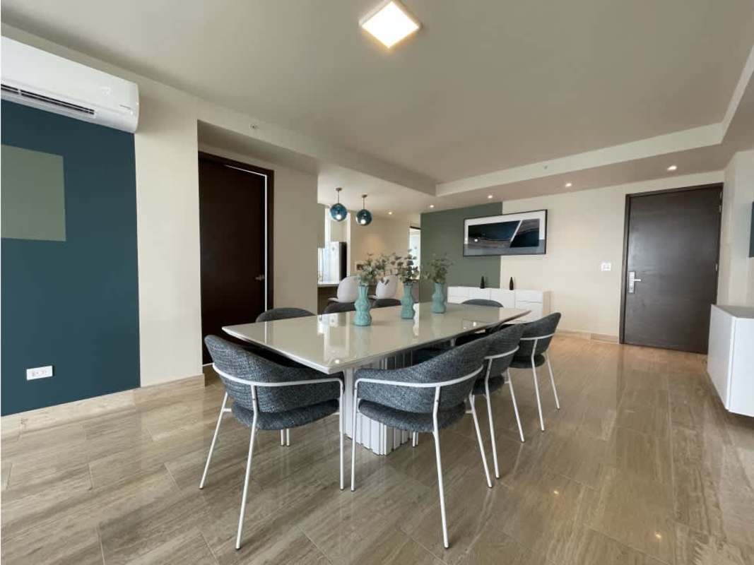 Spacious stylish dining area with pendant lighting in PH The Regent Costa del Este