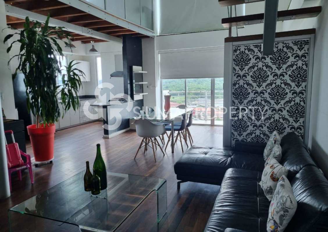 Spacious master bedroom with ensuite bath, built-in closets at PH Vita Bella El Cangrejo Panama City