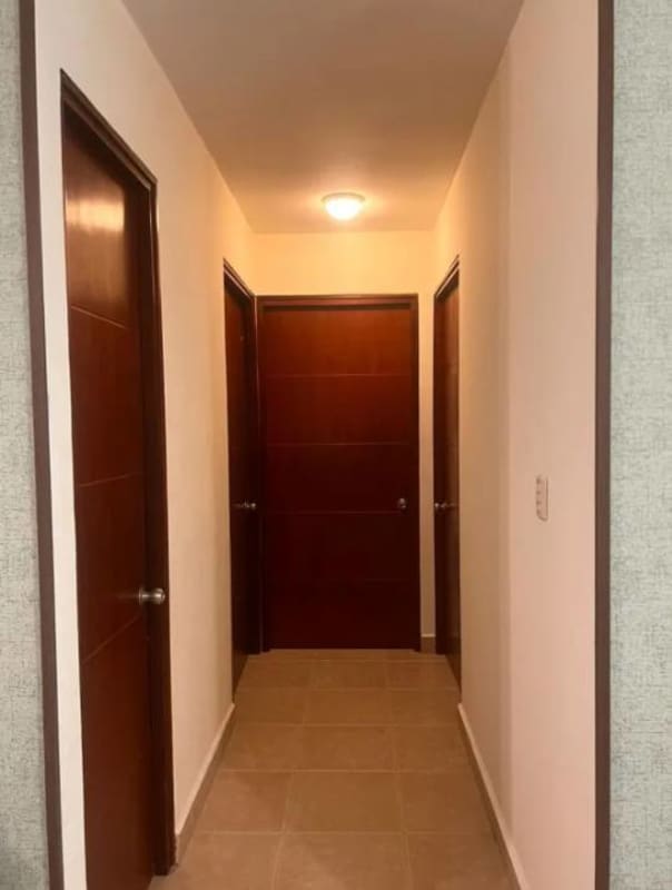 Furnished bedroom with built-in closet ceiling fan window blinds PH Costa del Este Park Panama