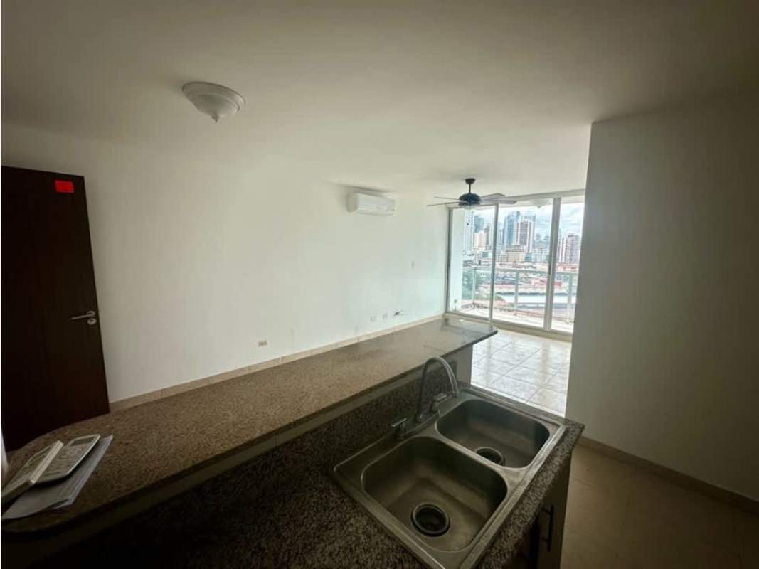 Bathroom with shower glass enclosure modern tiles PH Portanova San Francisco Panama